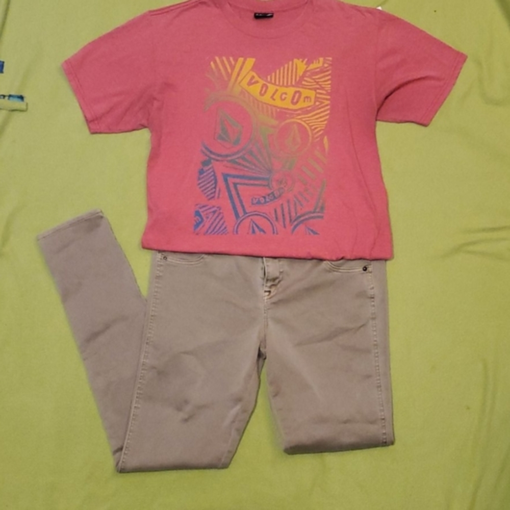Volcom Mens Tee And Pant Bundle - image 1